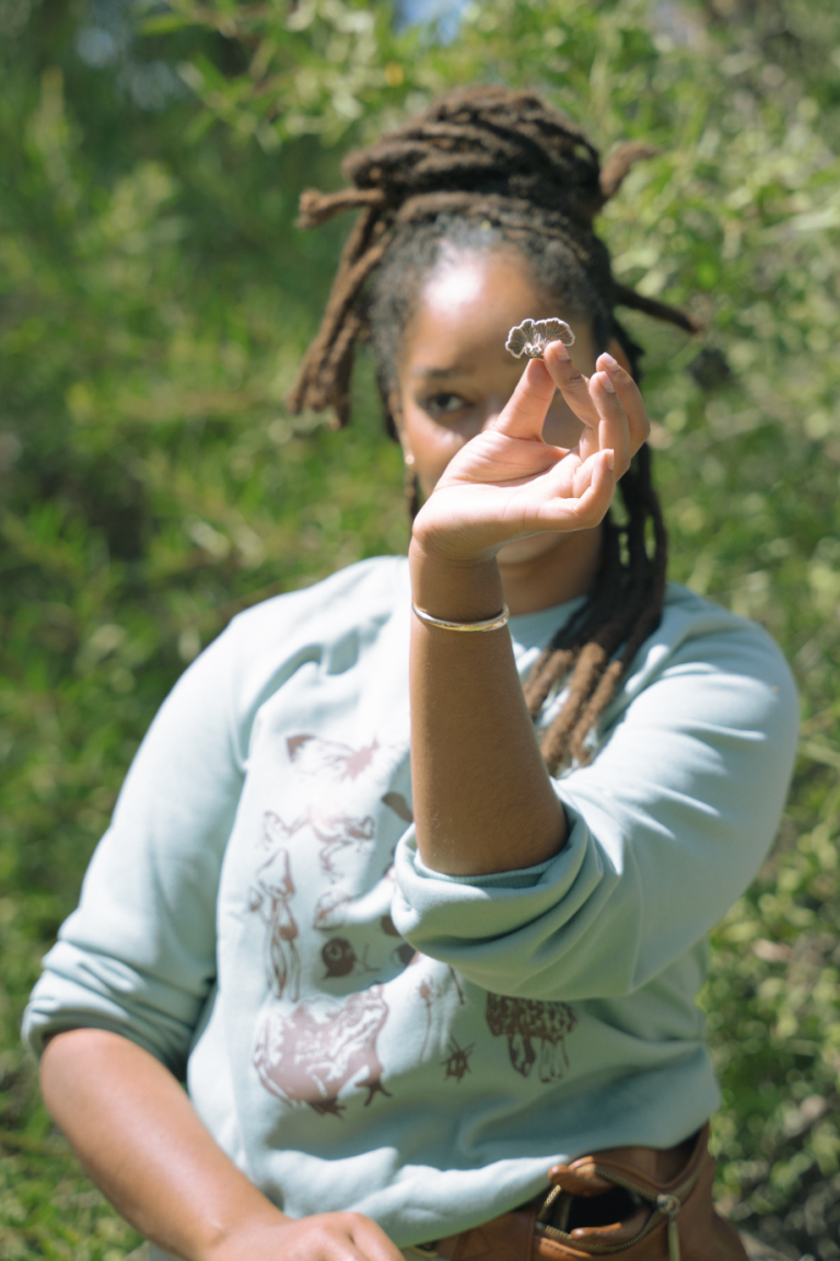 Photo on The Eyes and Ears Agency website