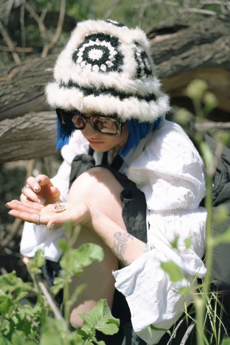 Photo on The Eyes and Ears Agency website