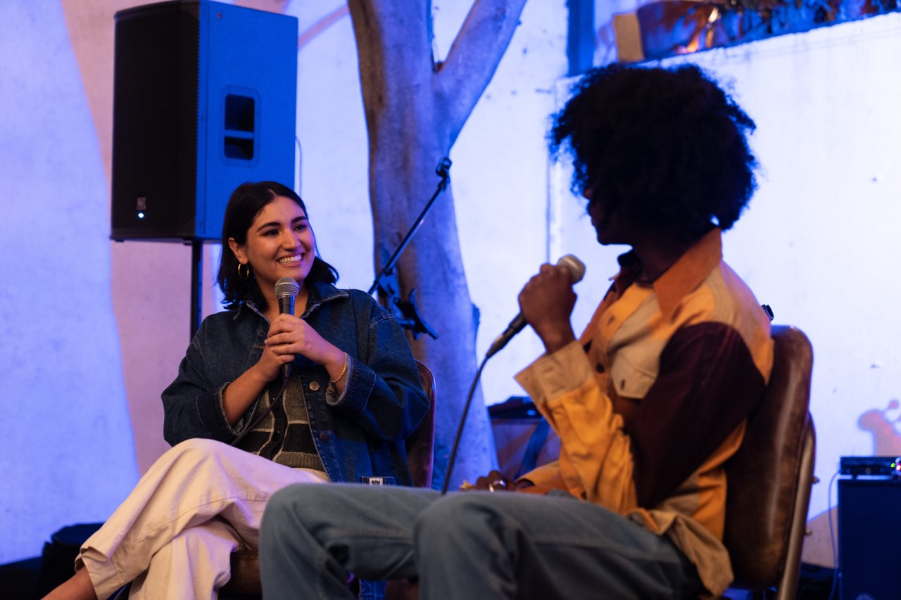 Photo on The Eyes and Ears Agency website