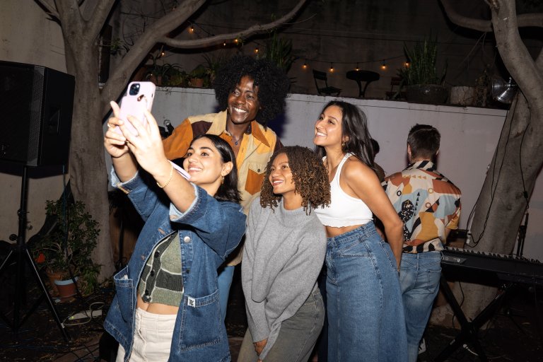 Photo on The Eyes and Ears Agency website