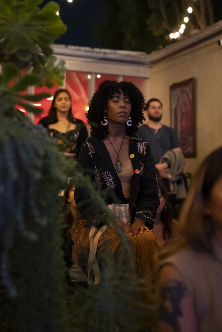 Photo on The Eyes and Ears Agency website