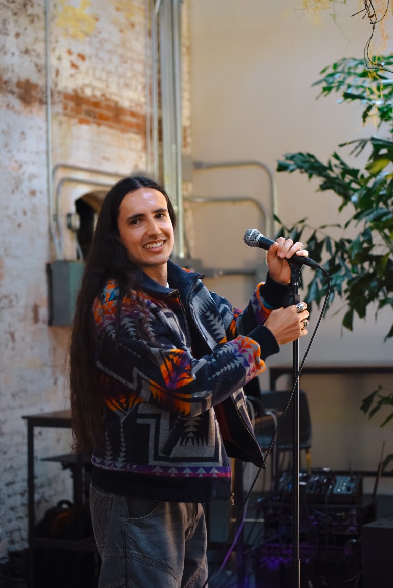 xiuhtezcatl performing at earth sessions in san francisco with pinterest
