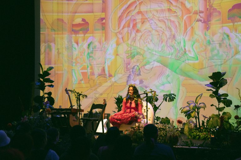 Photo on The Eyes and Ears Agency website