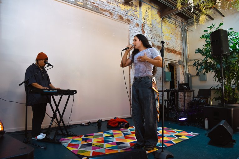 Photo on The Eyes and Ears Agency website