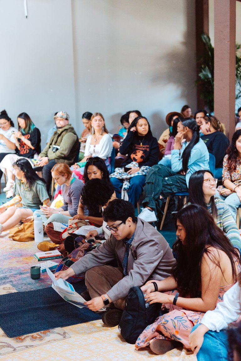 Photo on The Eyes and Ears Agency website