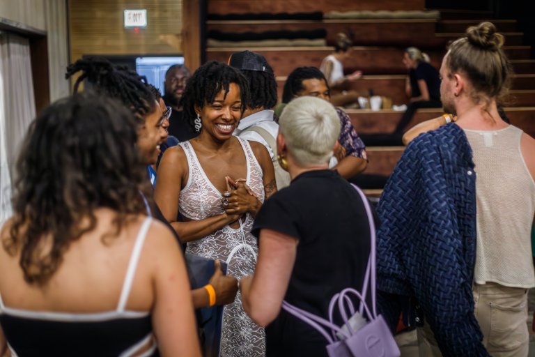 Photo on The Eyes and Ears Agency website